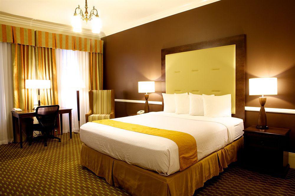 Western San Pedro Y Hotel 3*
